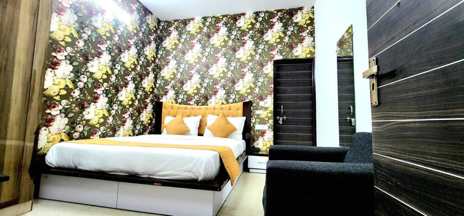 Hotel O Cloud New Delhi Exterior photo