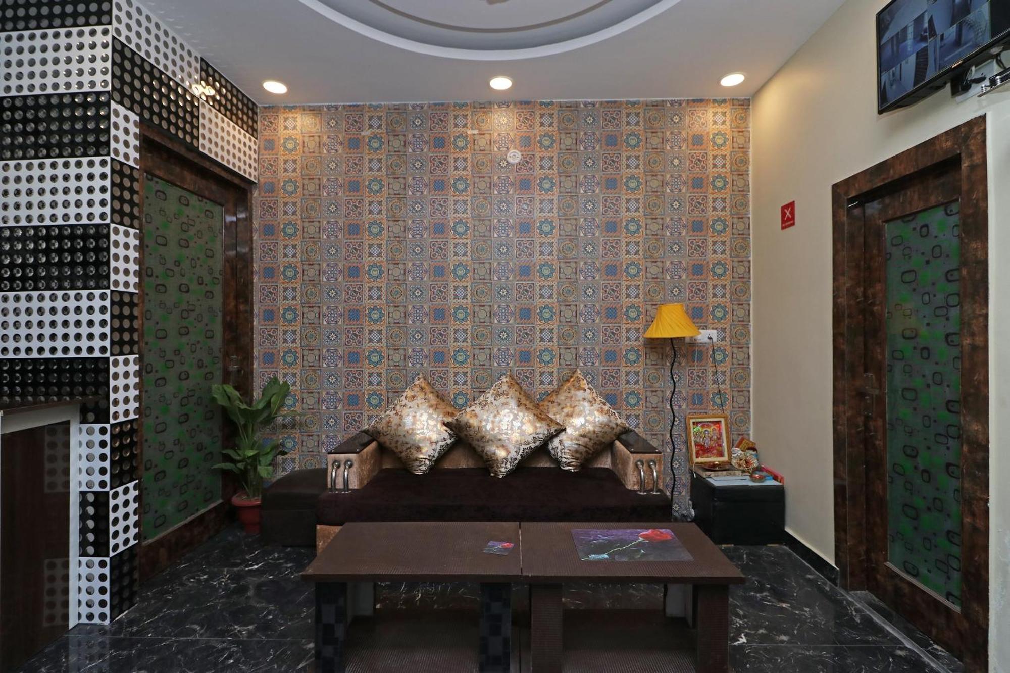 Hotel O Cloud New Delhi Exterior photo