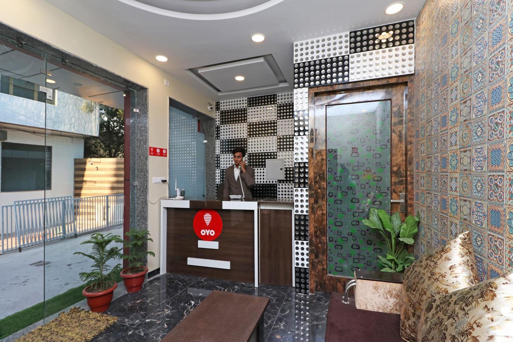 Hotel O Cloud New Delhi Exterior photo