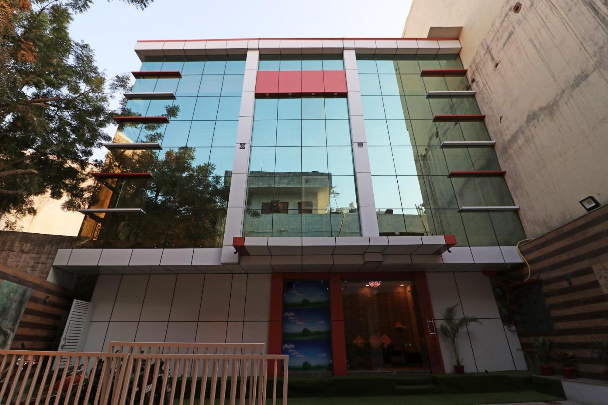 Hotel O Cloud New Delhi Exterior photo
